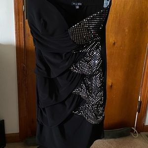 Black and silver strapless bodycon dress